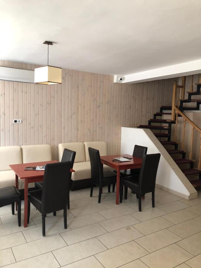 Mosoly Szallashely Szeged Exterior photo